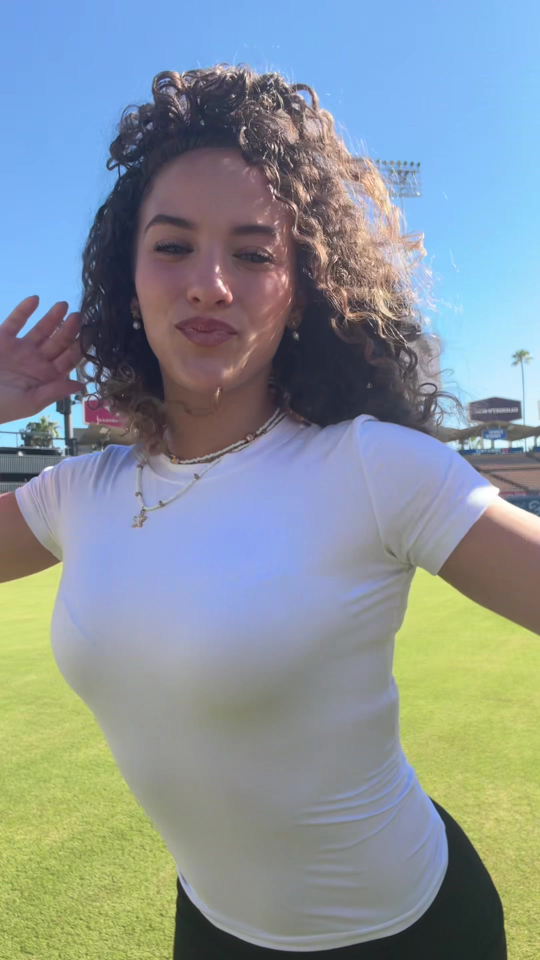 @Sofie Dossi