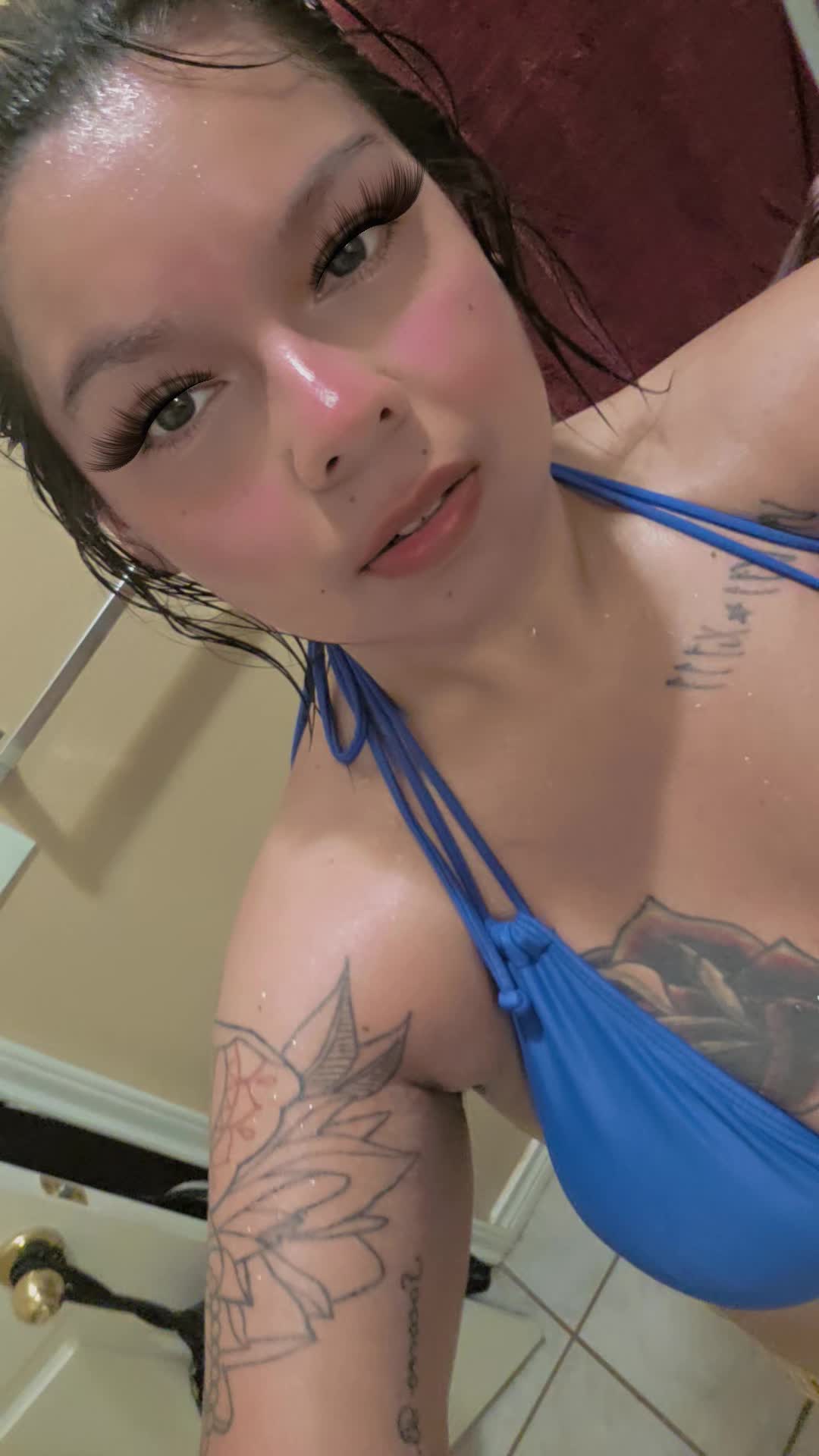 @mexicanhoneybee