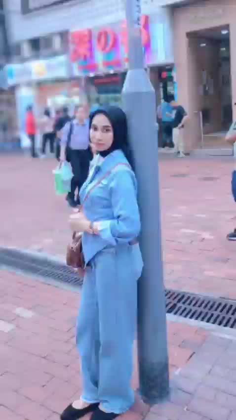 @Arizka amelia🤎