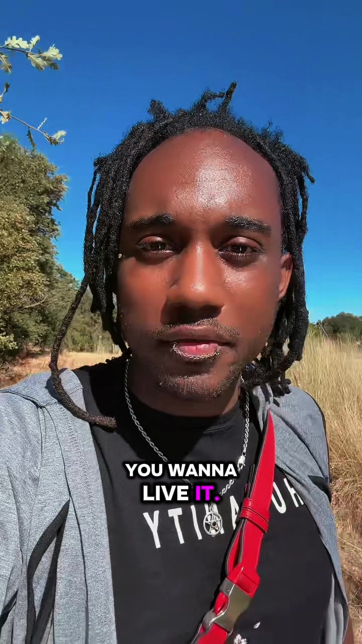 @Sorciére