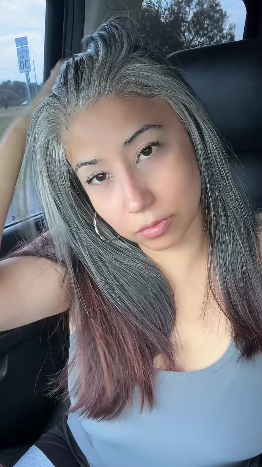 @V💜