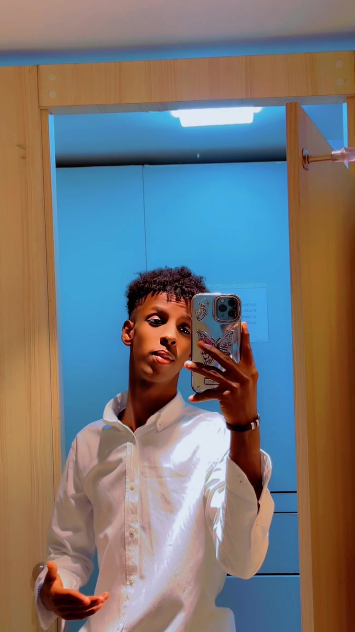 @Black M4n🤴🏾🇮🇹