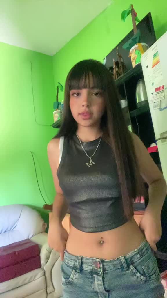 @𝓂𝒾𝓁𝑒🍒