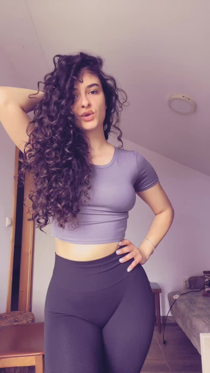 @andriverzum🪐👩🏻&zwj;🦱