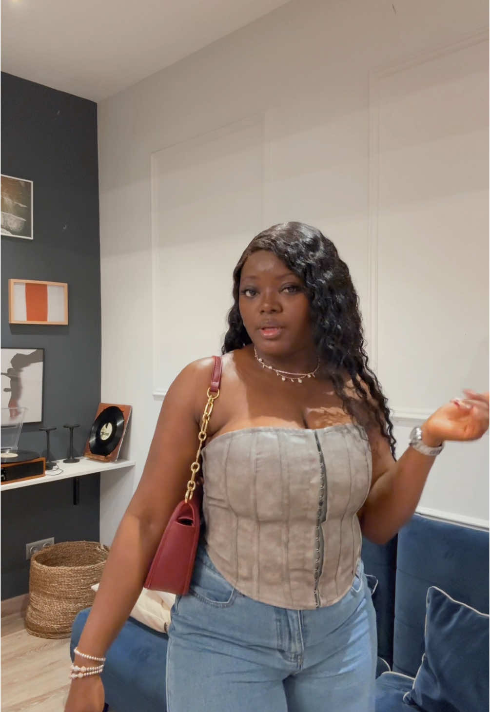 @Simispeaks ✨