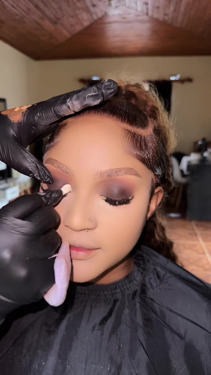 @DebbieProMakeup🇲🇼