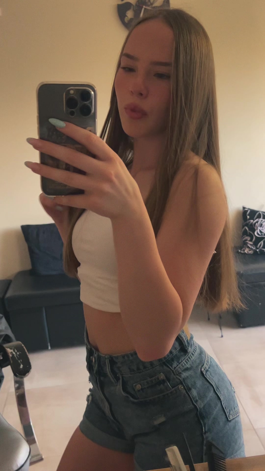 @andjela