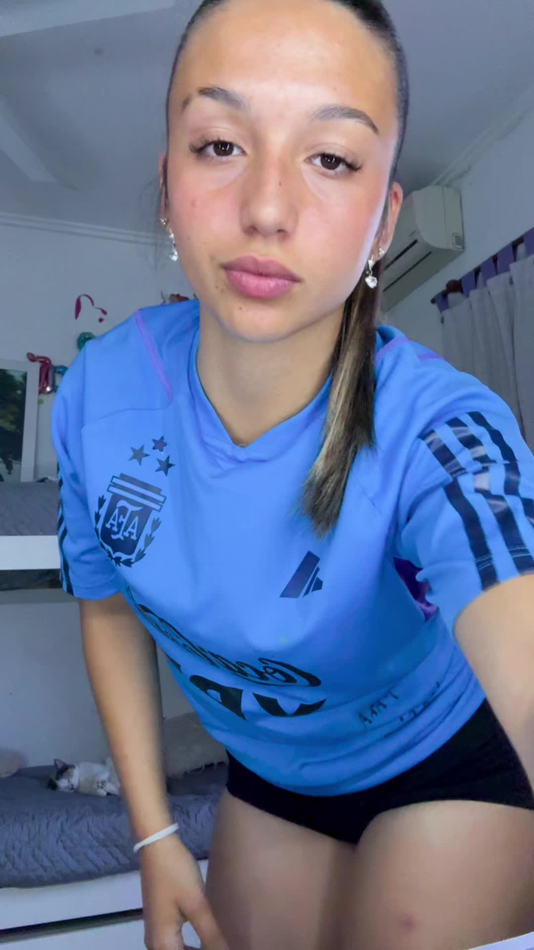 @Martu🧿