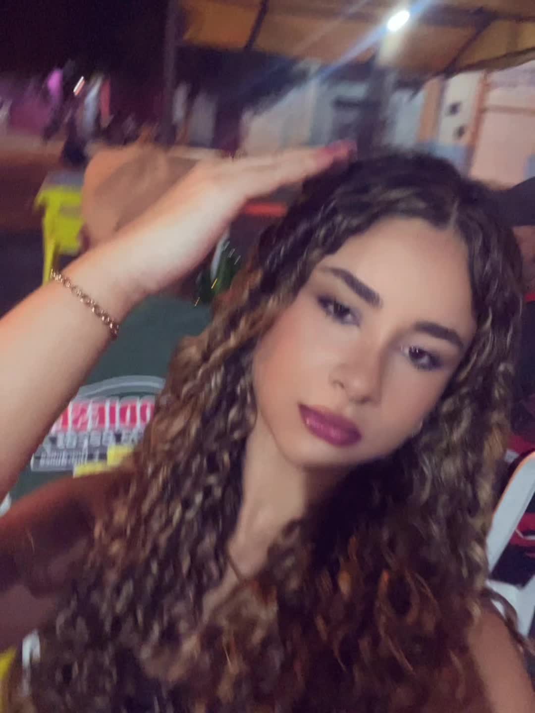 @Gabriela