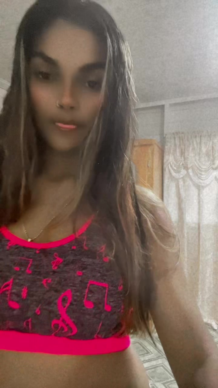 @aneesarohoman0