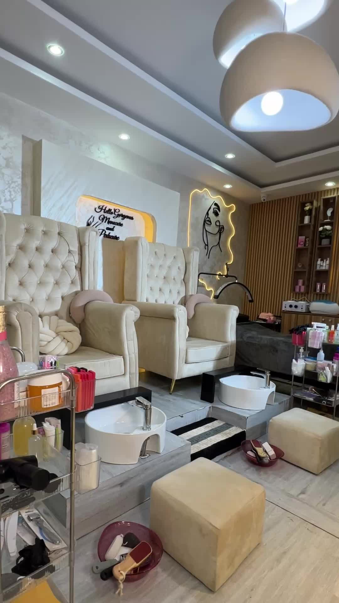 @Glitz&Glam Lounge|Salon&Spa