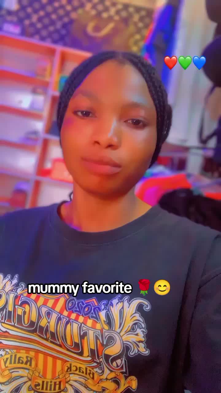 @🎀👩