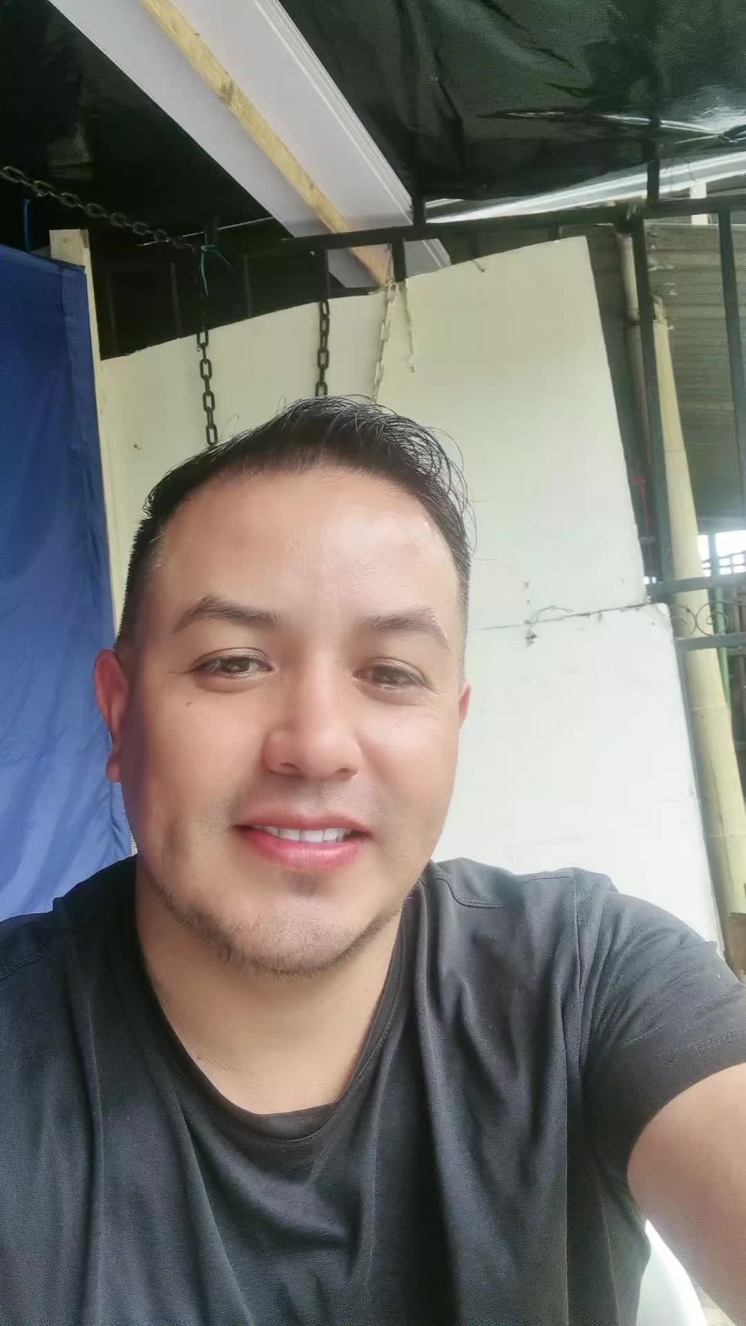 @Cumbieros enamorados Luigi