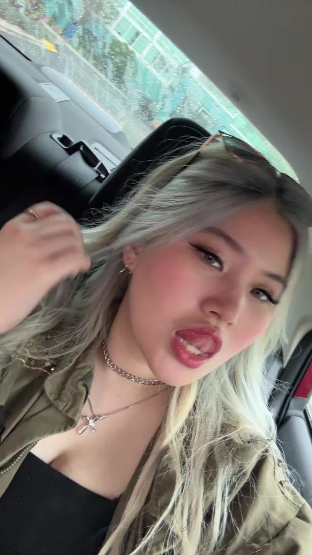 @Victoria Gabrielle L
