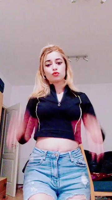 @𝓔𝓹𝓮𝓻𝓴𝓮❤😙🍓