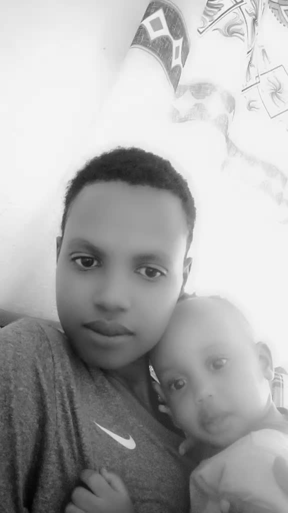@Mukazi Aline