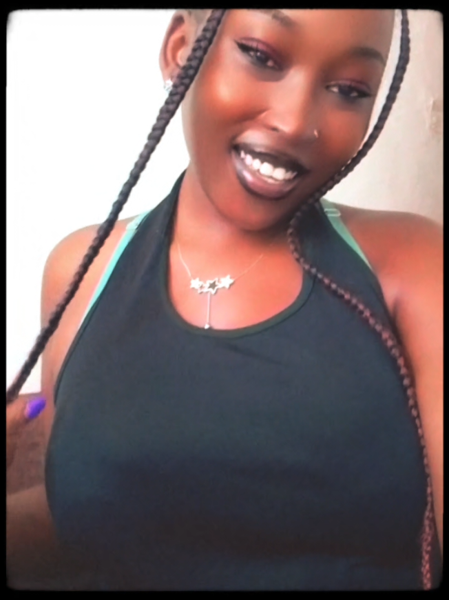 @Rollet.queen🇬🇧 🇰🇪