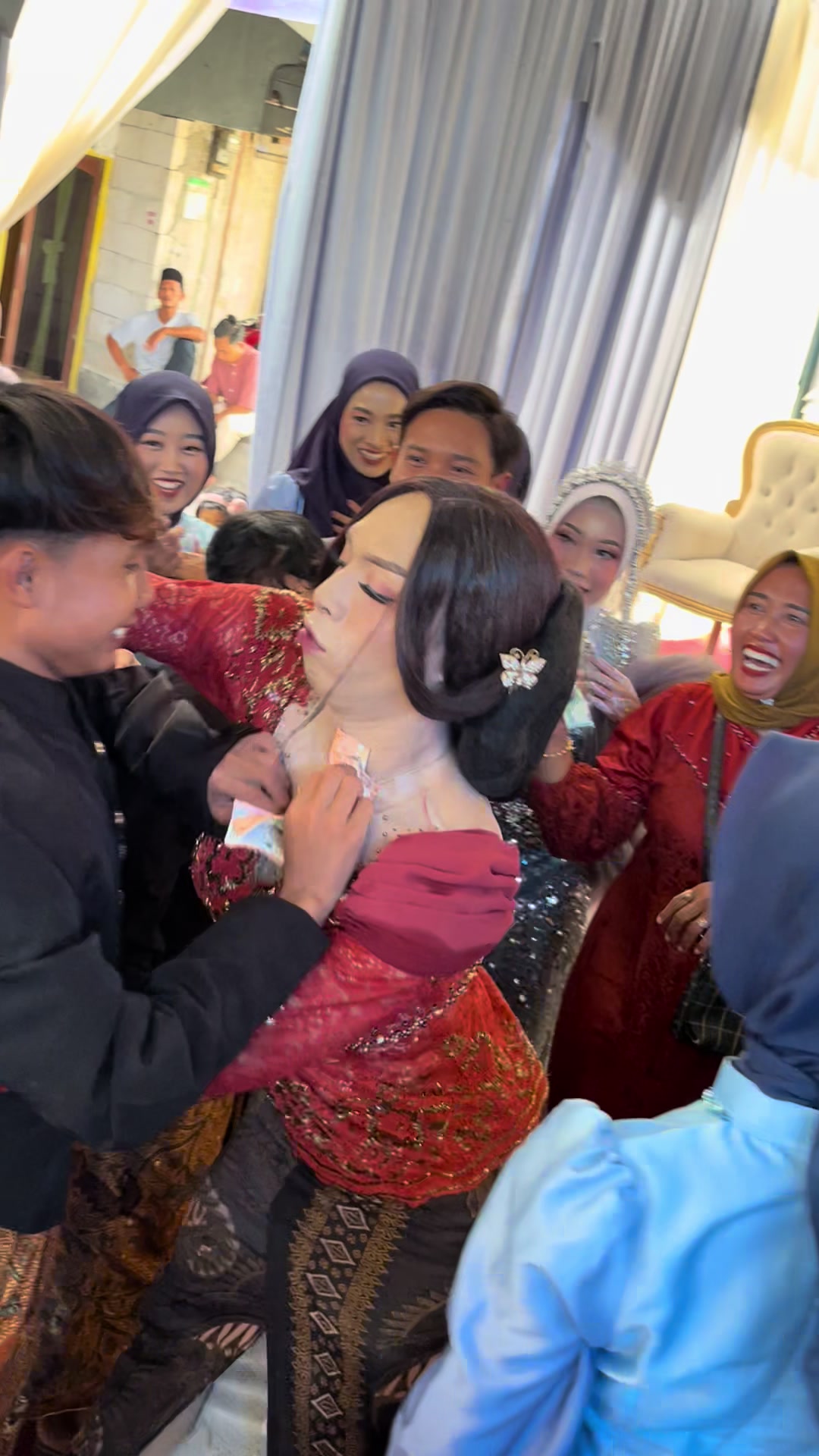 @sundari_makeupwedding