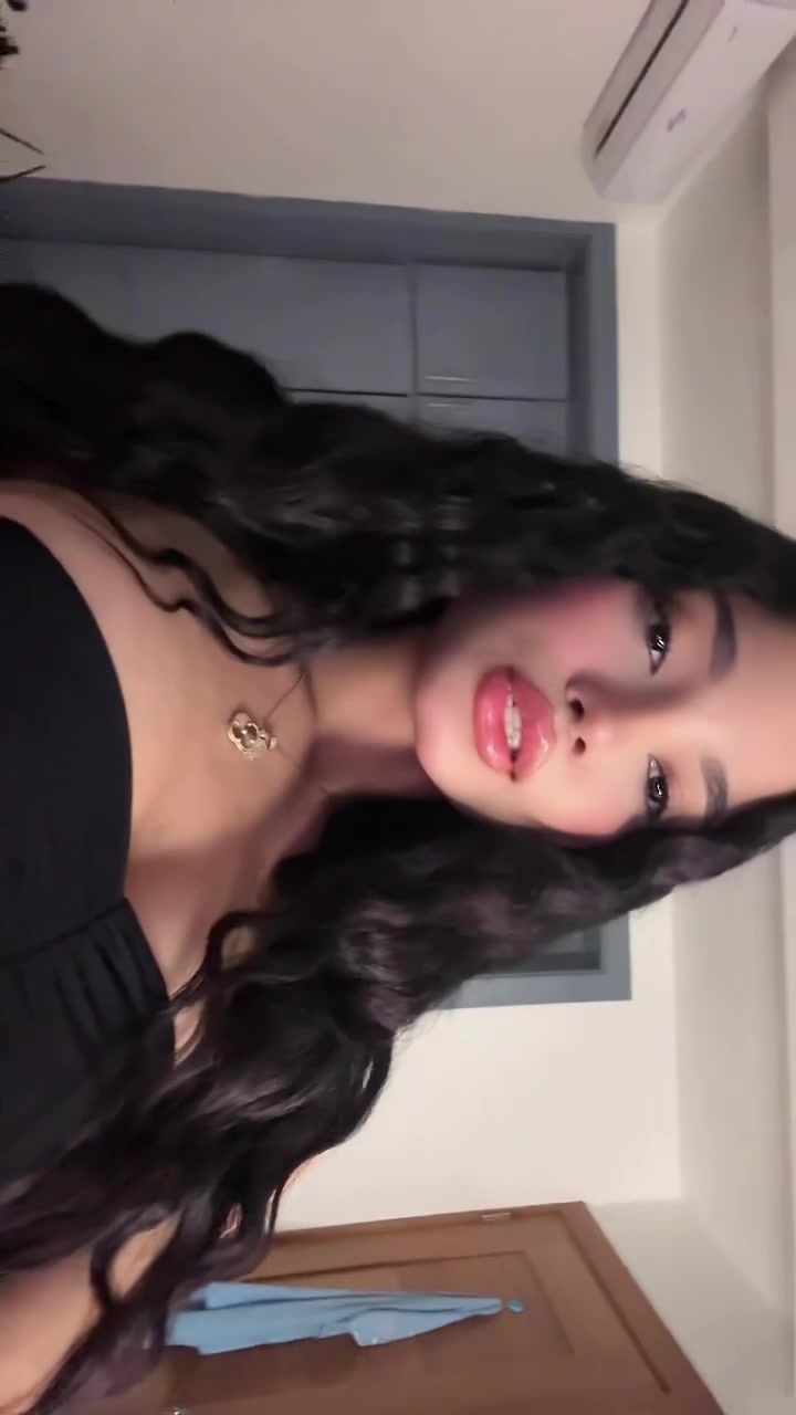 @Lala