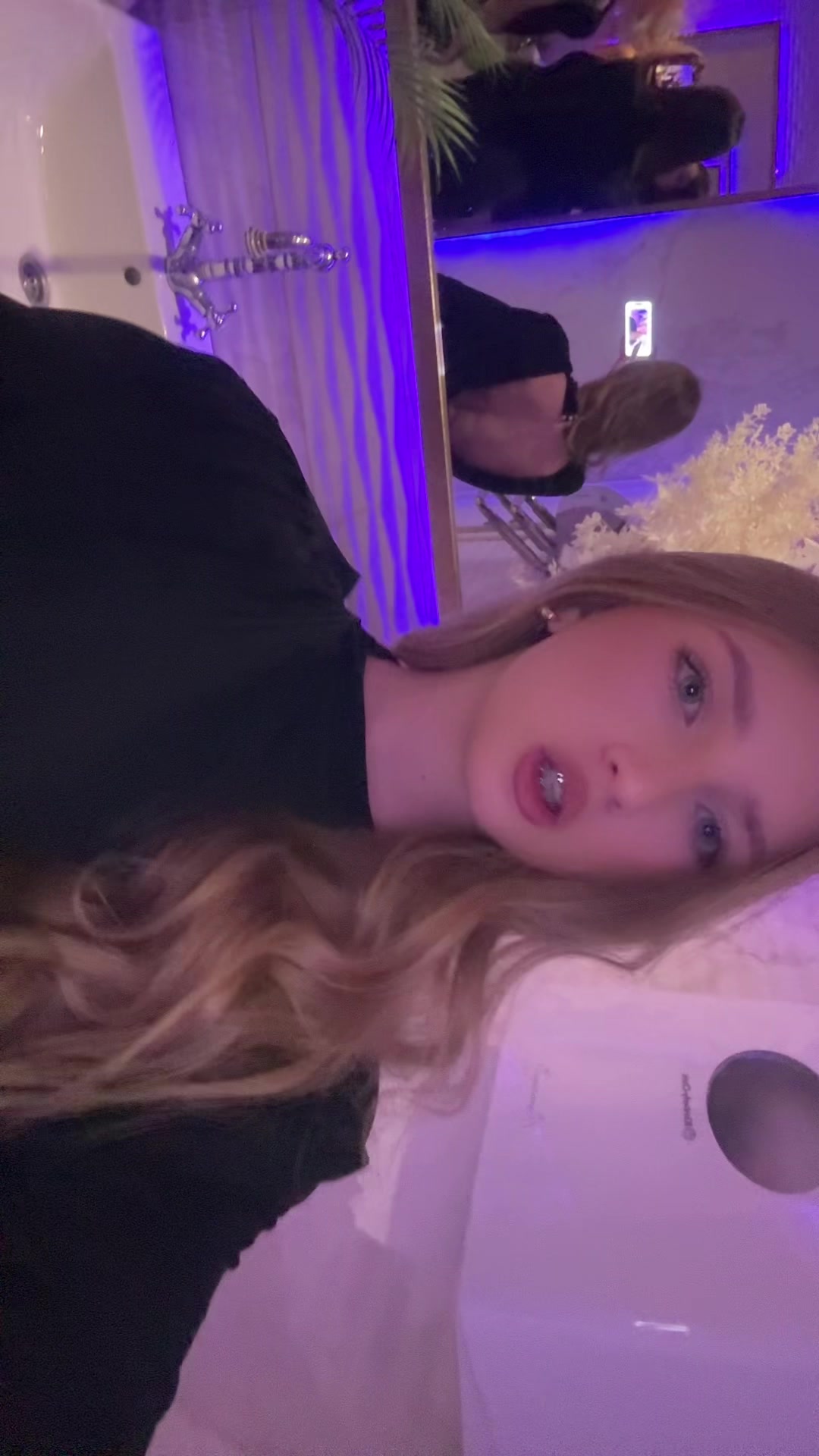 @lena