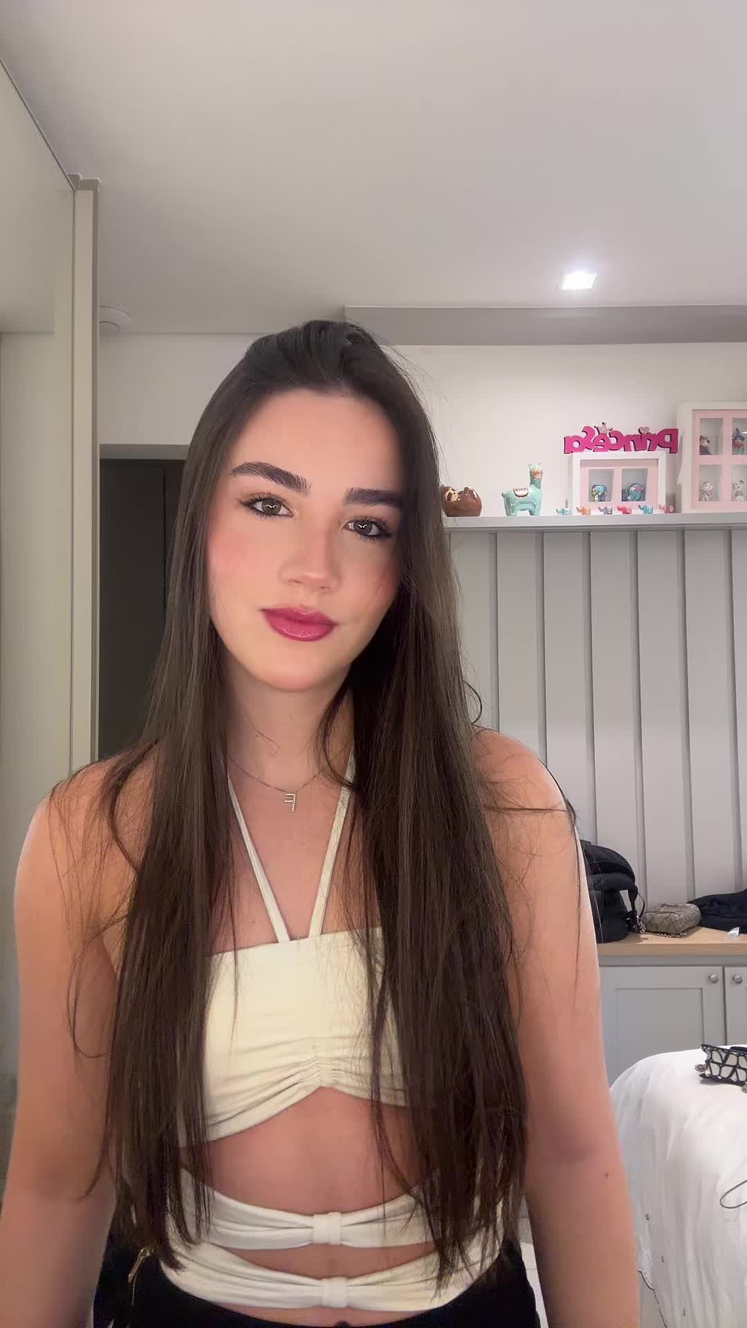 @fefe.schneiderr