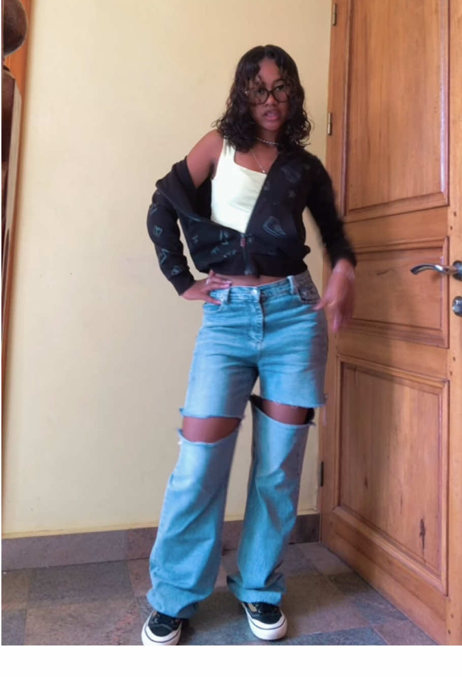 @𝕯𝖊𝖘𝖙𝖎.𝖓𝔂𝖍 🎀