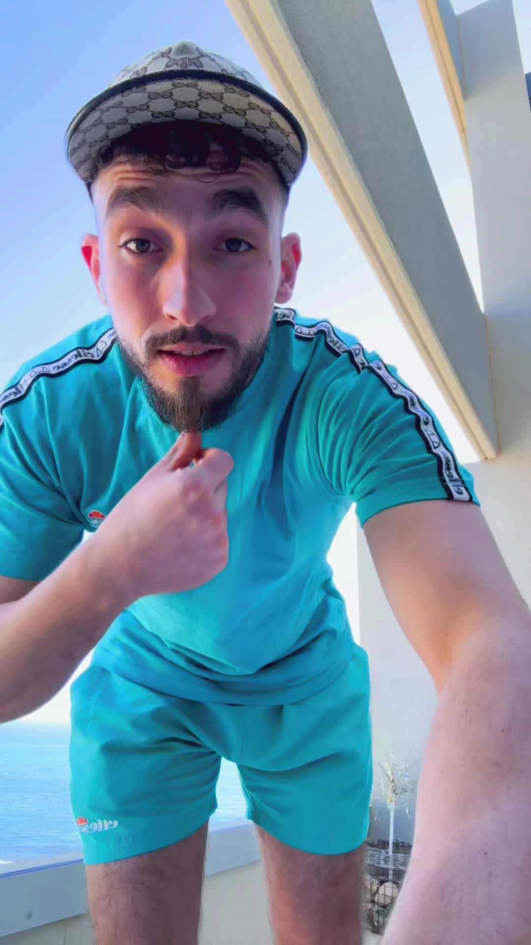 @Akhachi 🤍