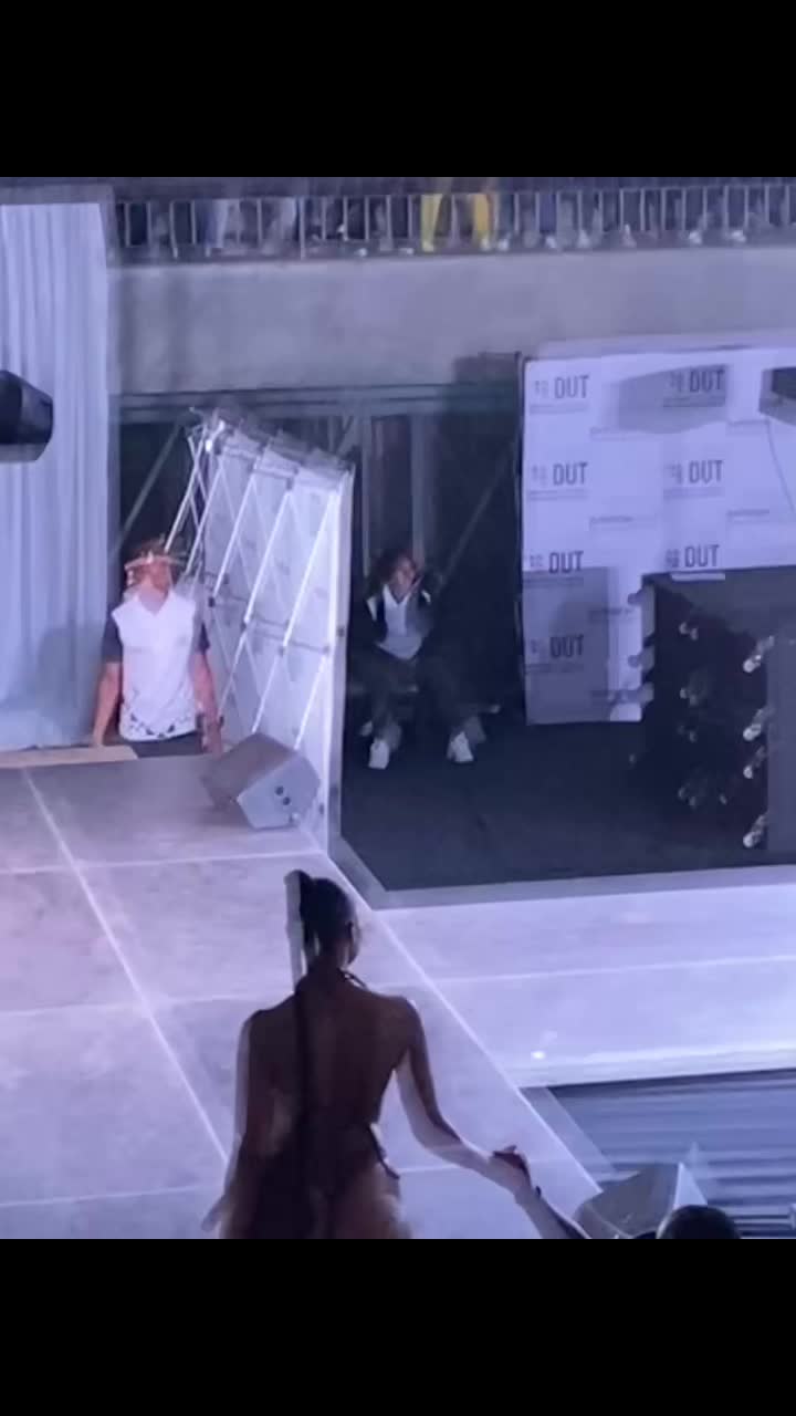 @𝖆𝖜𝖊𝖙𝖍𝖚_ 𝖓𝖟𝖚𝖟𝖆👽🎓