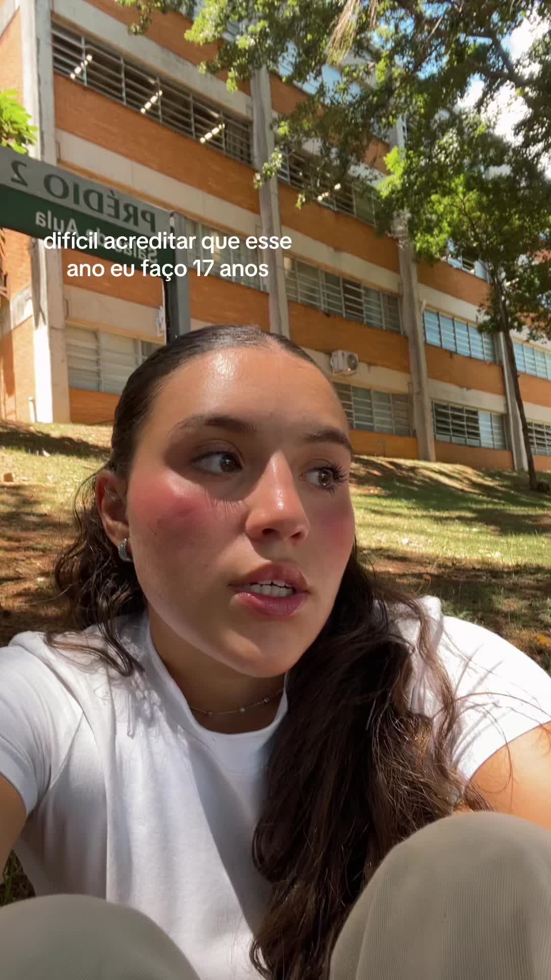 @laragomess