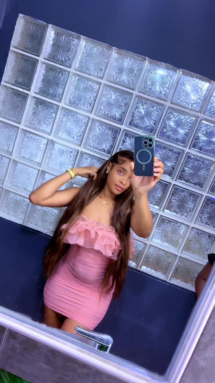 @Janeek