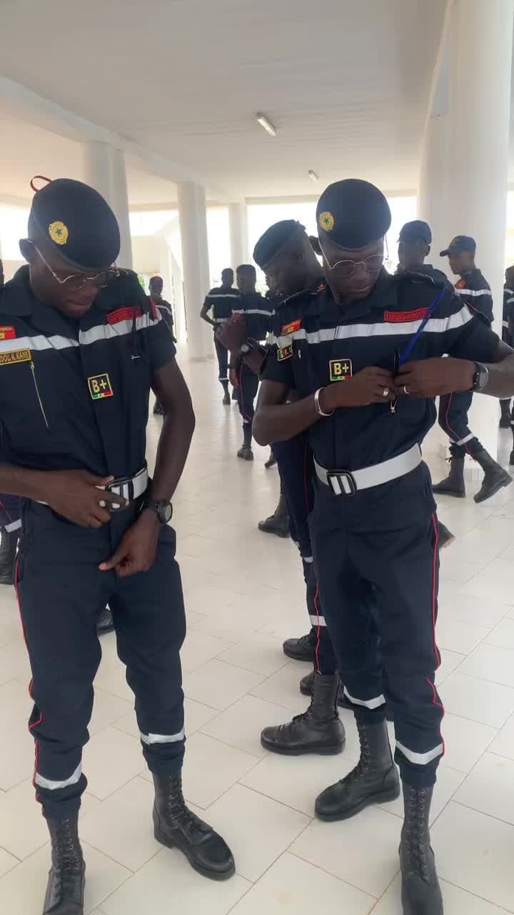 @TwinsBoiie🇸🇳🖇Pompier👨🚒