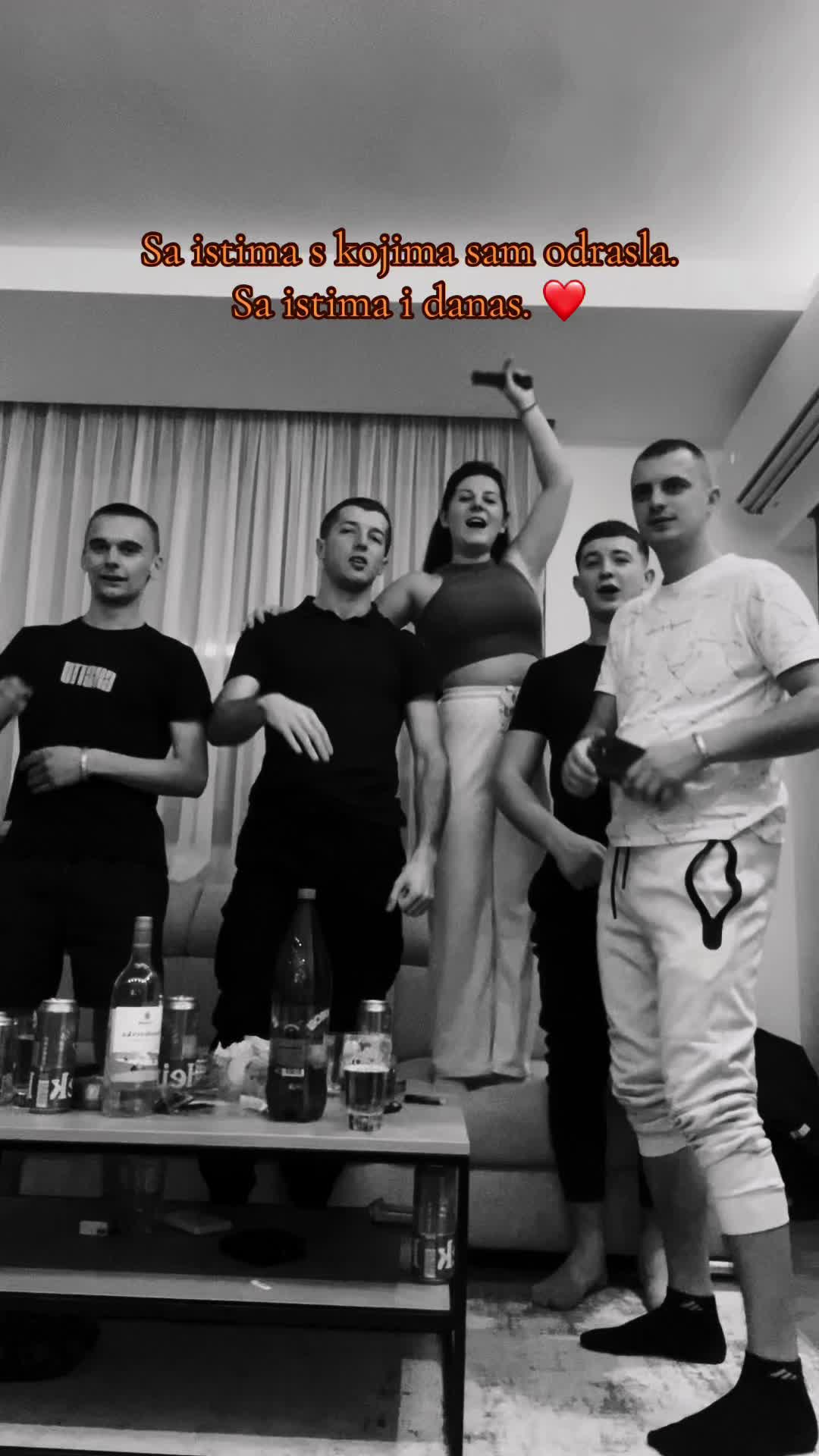 @anđa