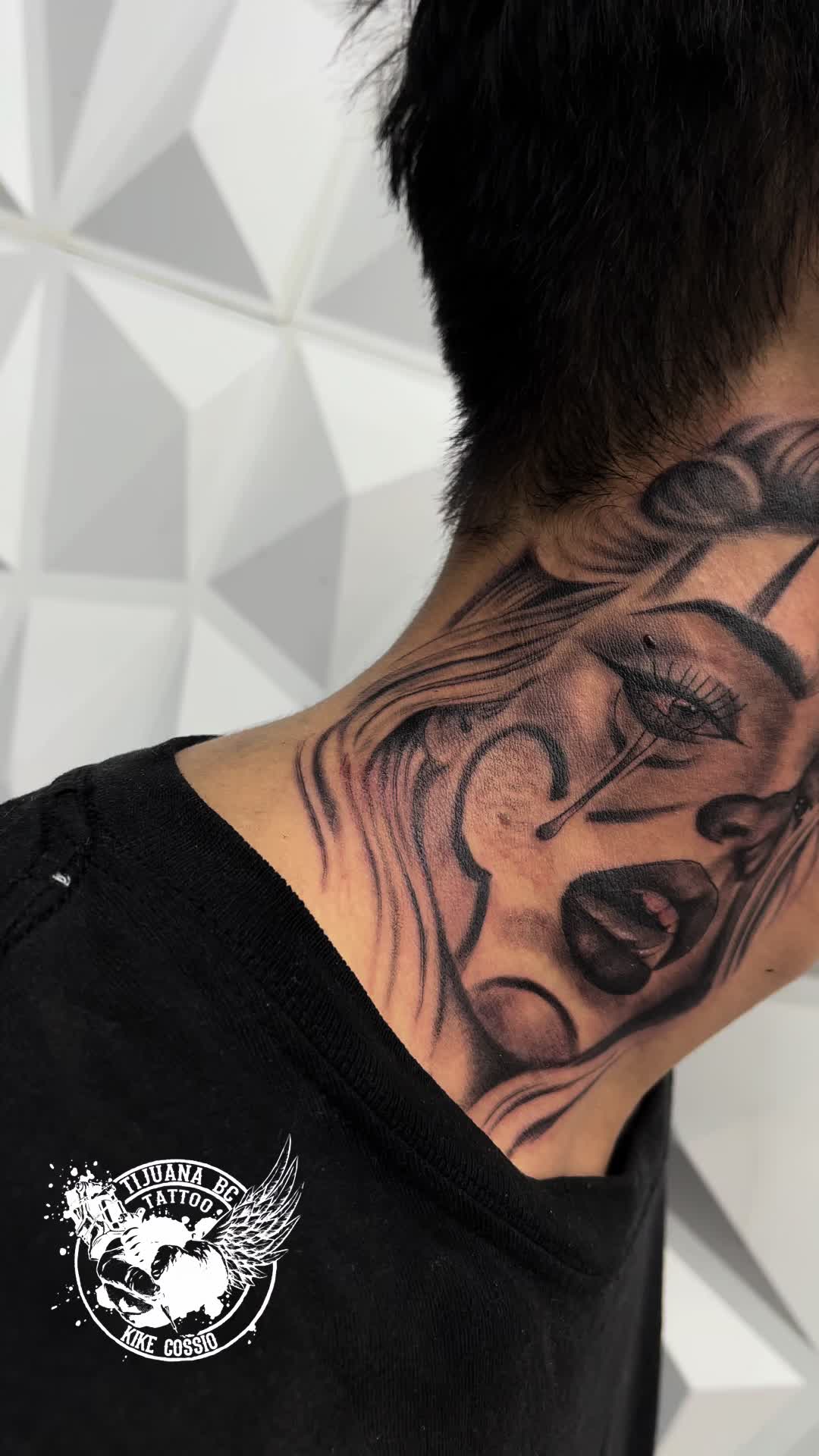 @KikeCossio