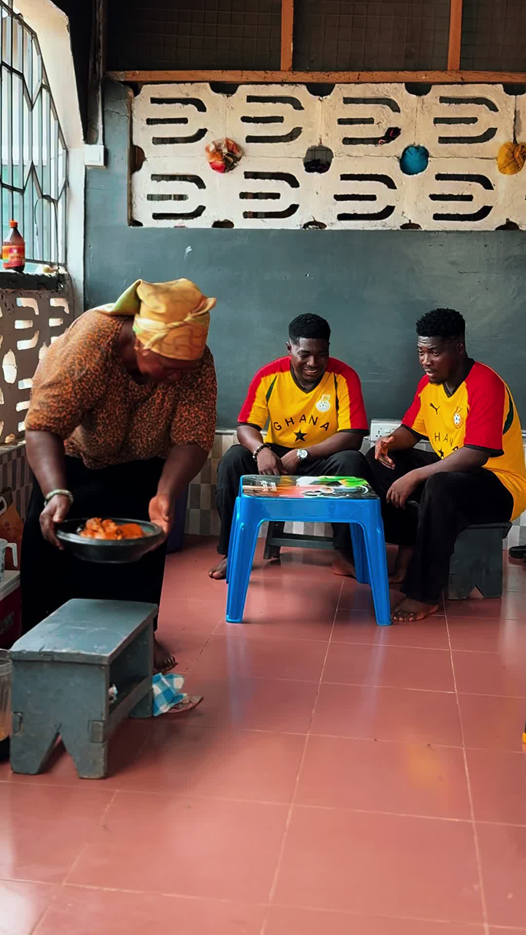 @Twins Diaries 🇬🇭