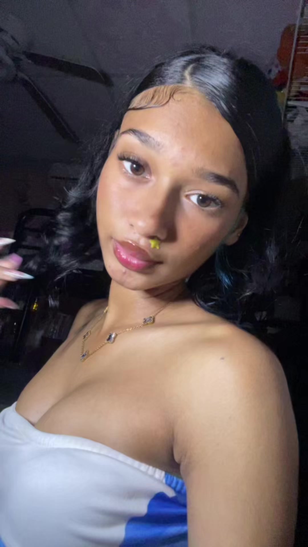 @Varshaꨄ.