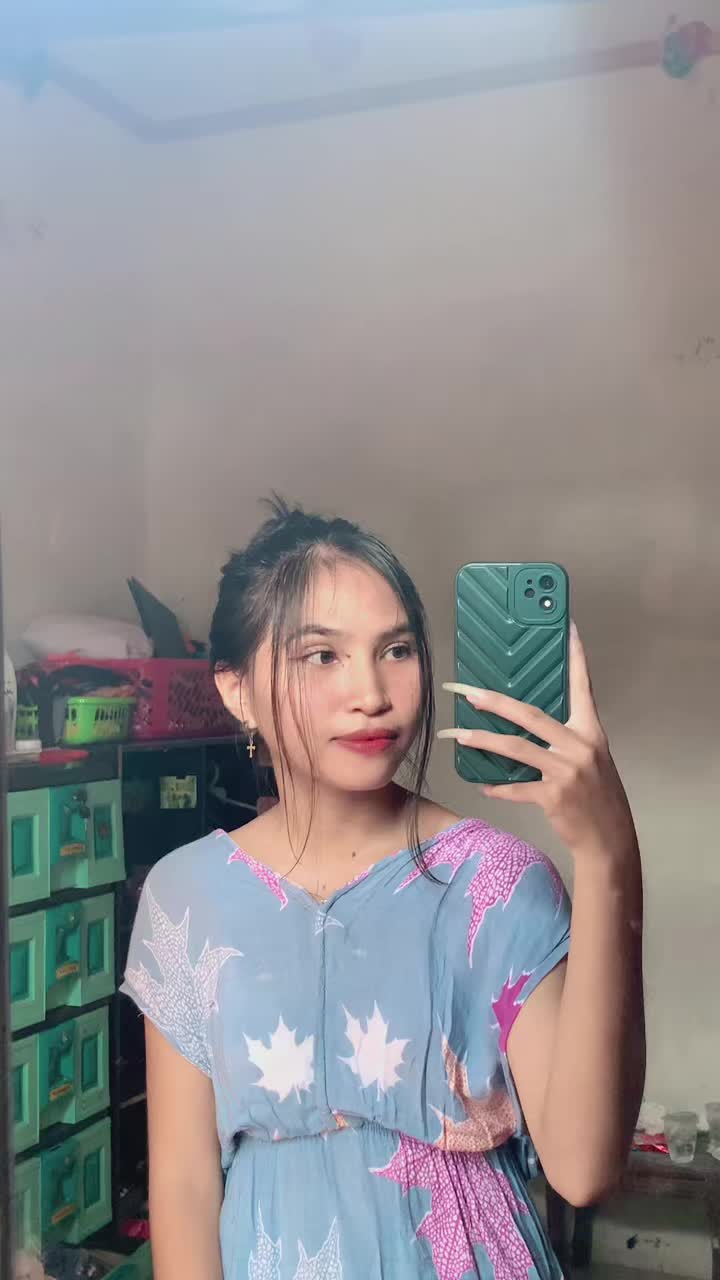 @🧜🏻♀️