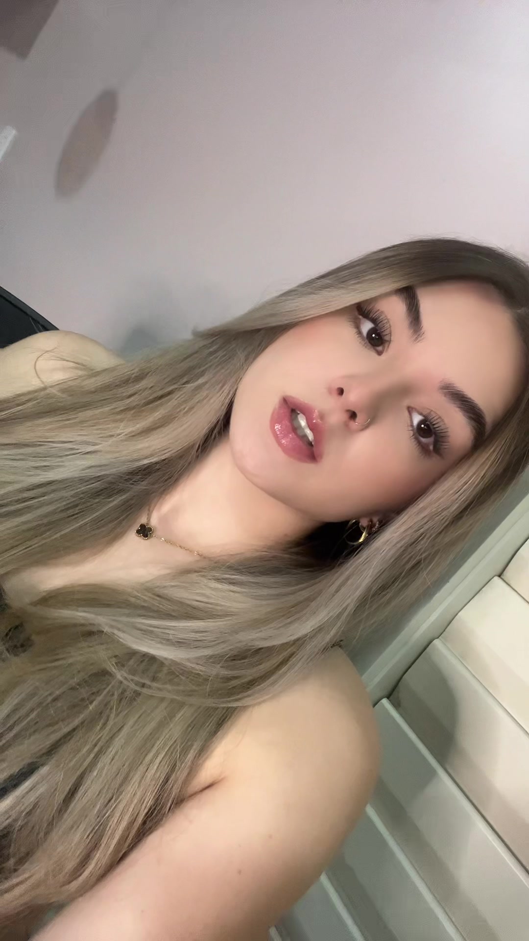 @juliannaazamoraa