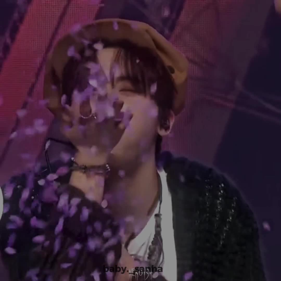 @sᴀɴʜᴀ 🐣