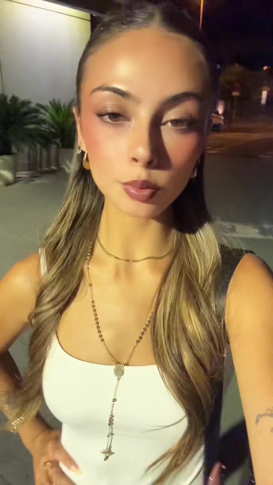 @21mak4