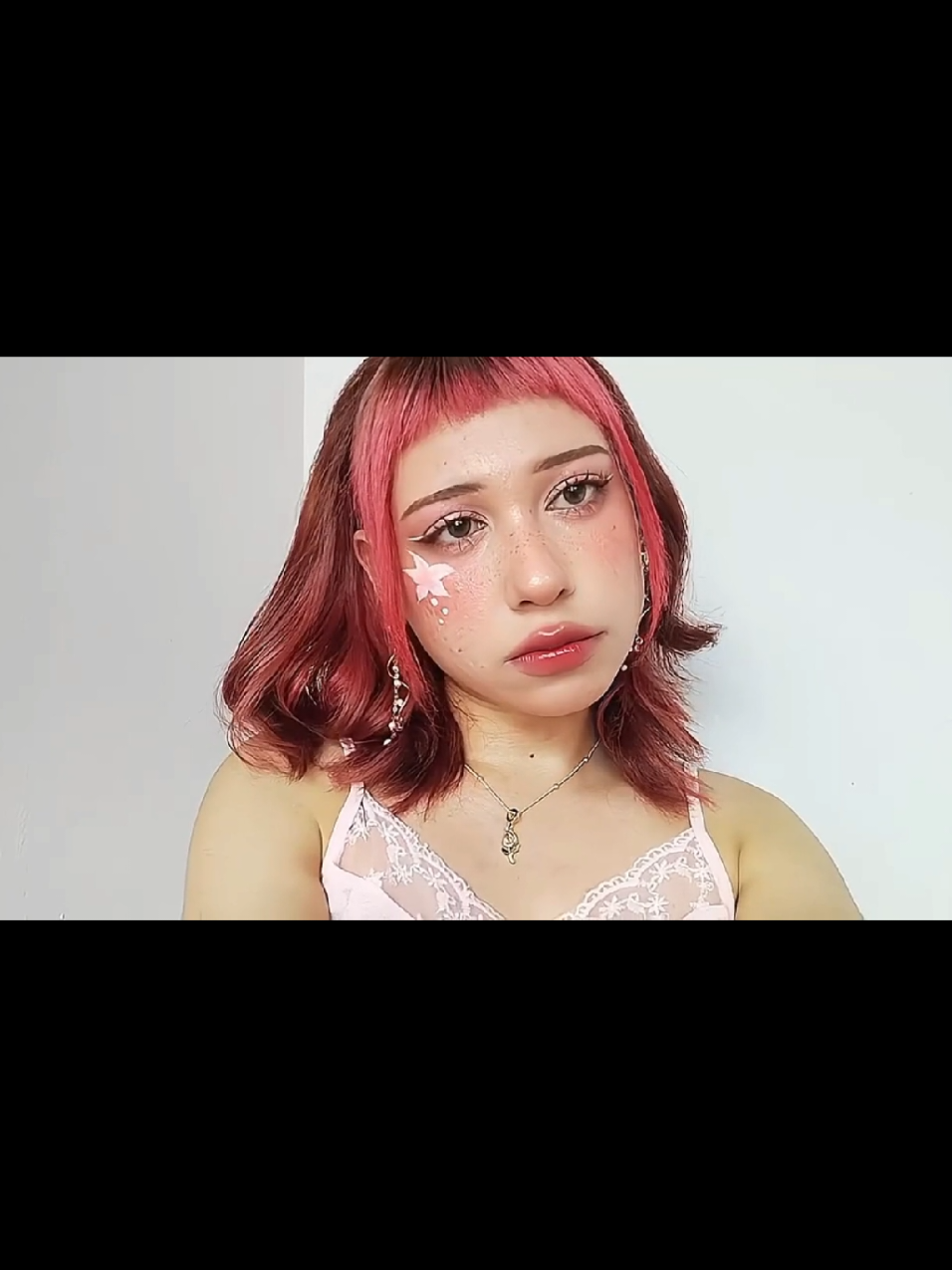 @𝐑𝐨𝐦𝐢୧ ‧₊˚ 🌸 ⋅