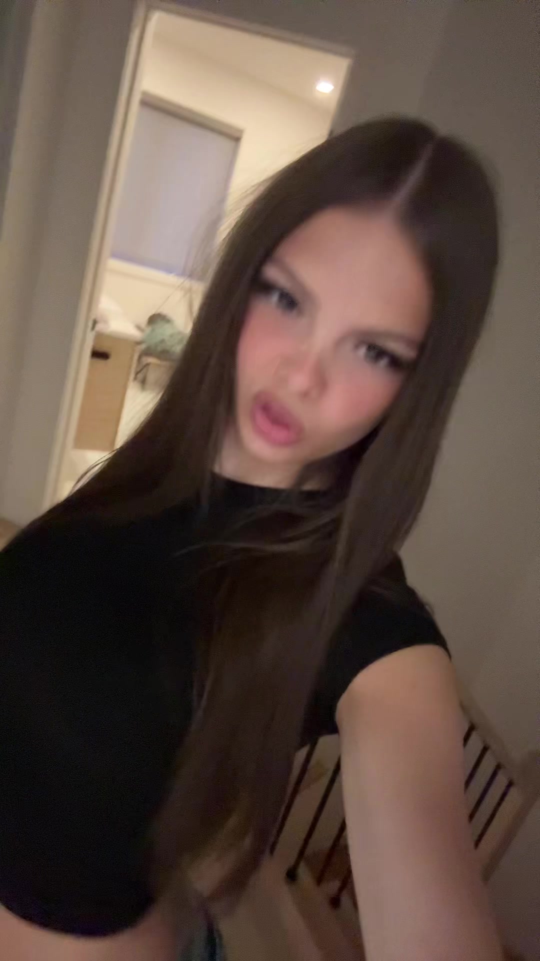 @𝑘𝑎𝑦𝑙𝑒𝑒