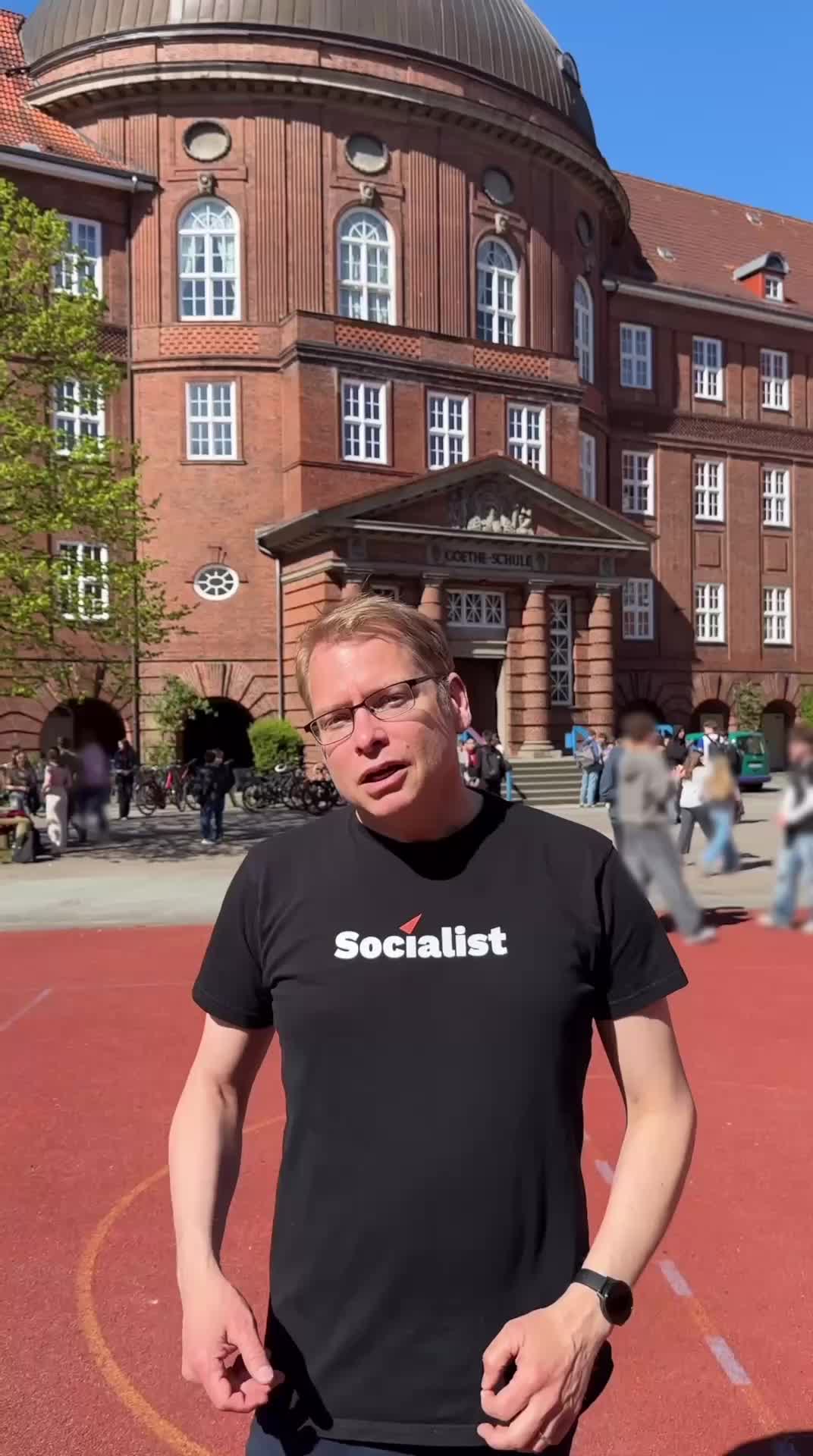 @Lorenz G&ouml;sta Beutin