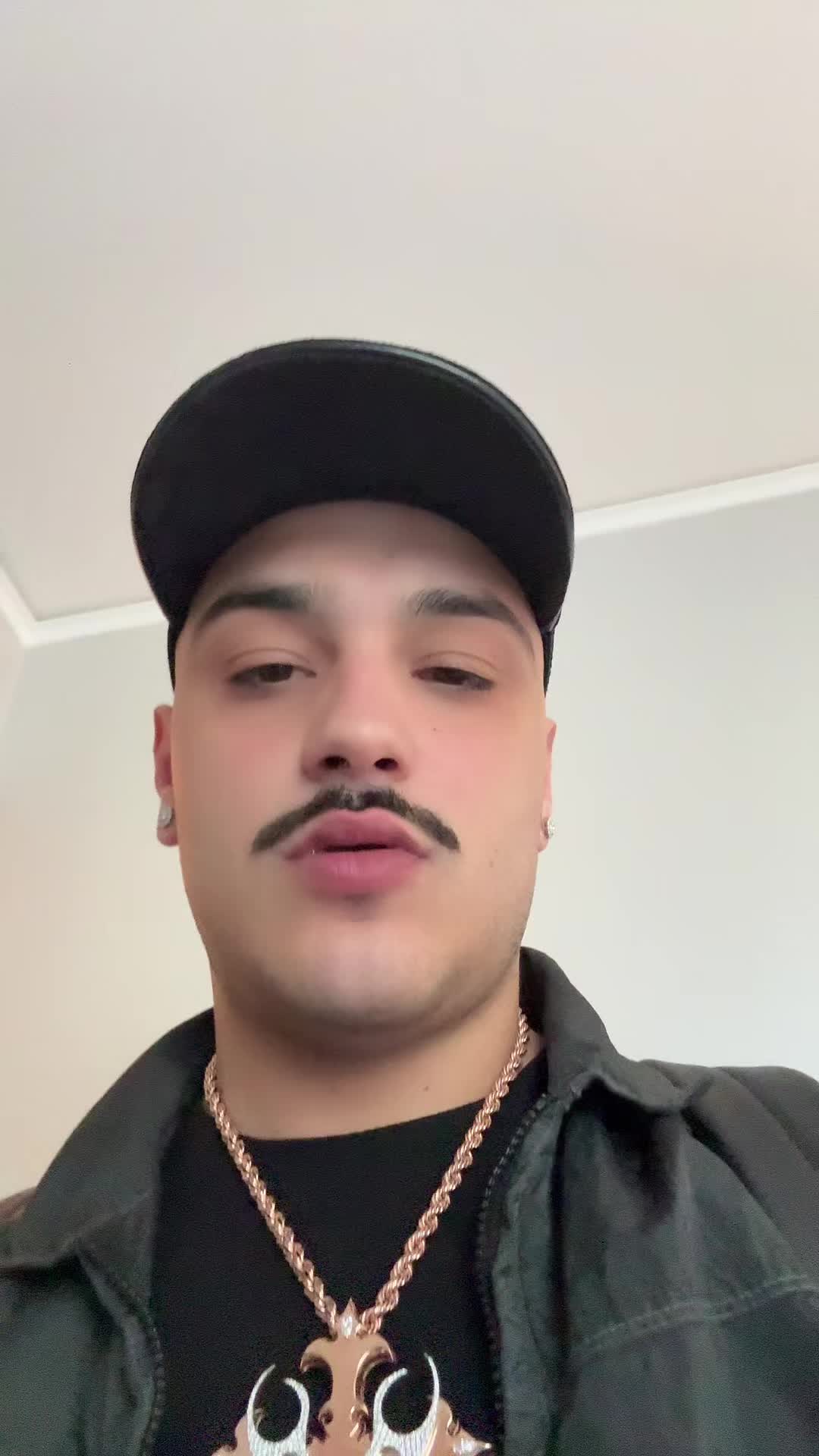 @PapaV
