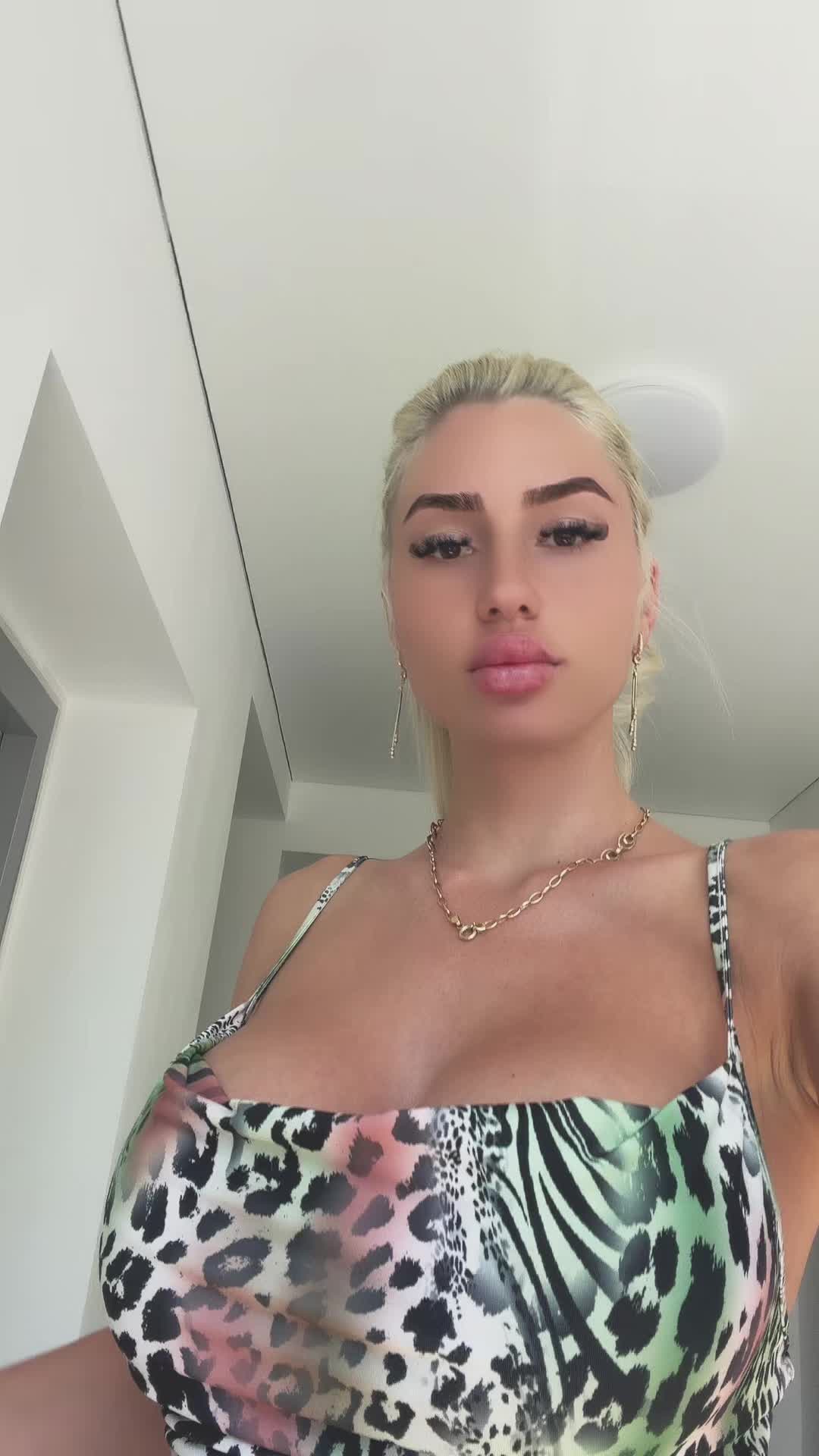 @Aaaaa