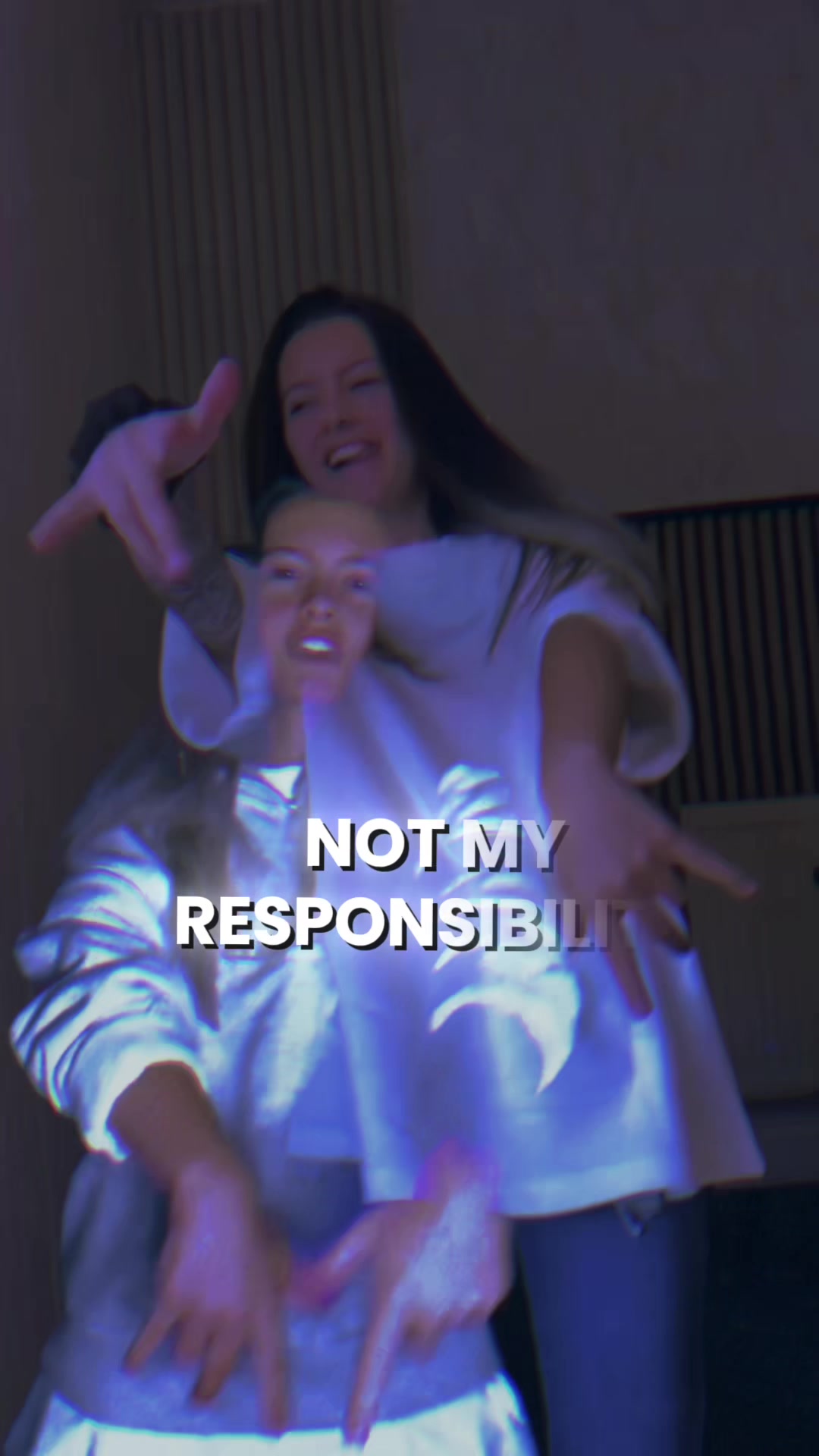 @khloebroome