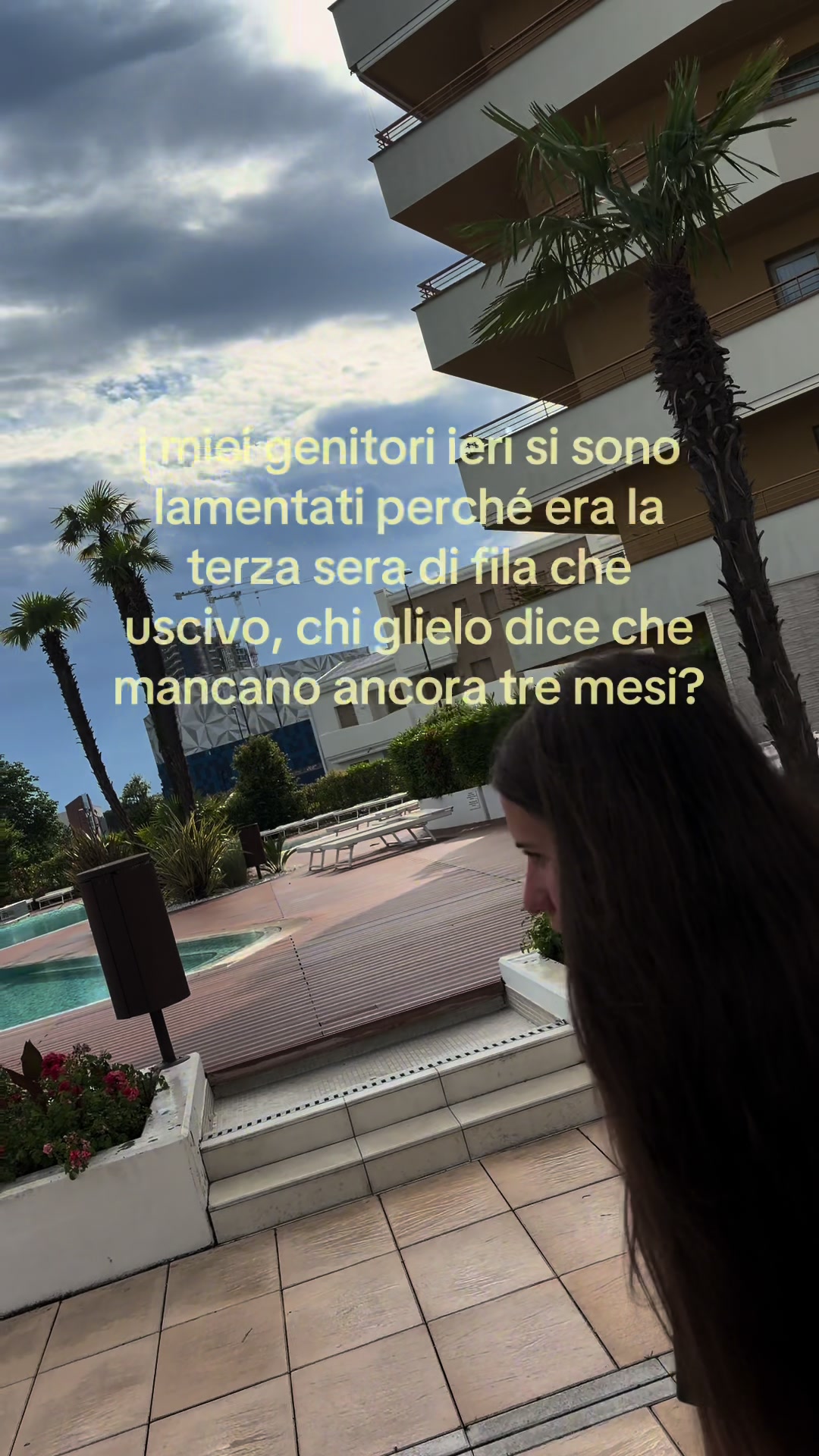 @2nicole
