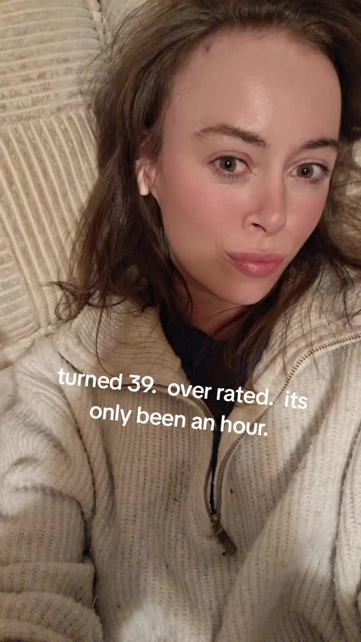 @lollyybmnqh
