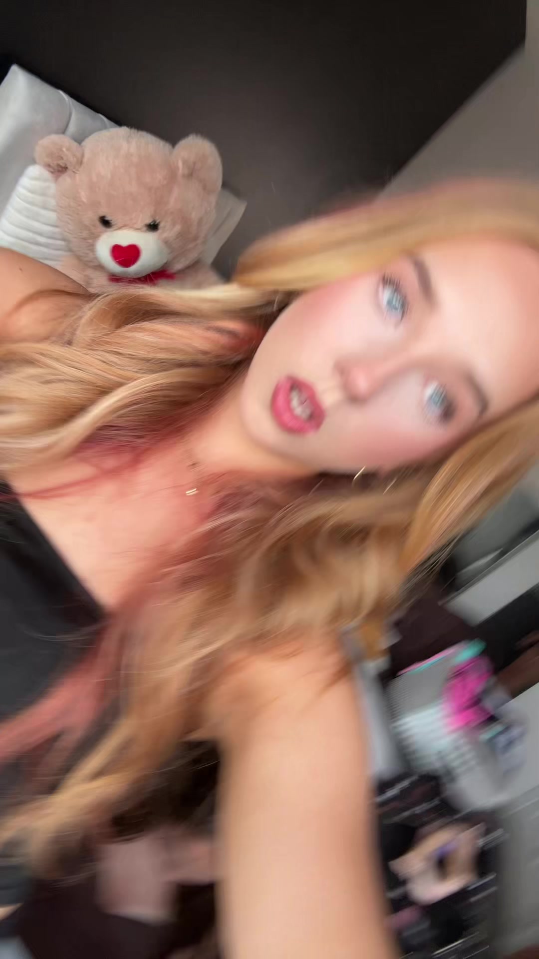 @olivia