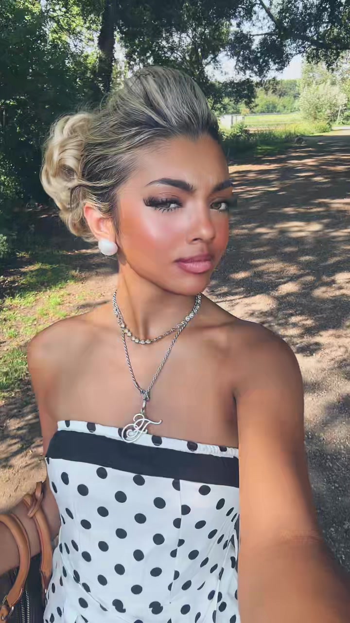 @FRANKIELOUISE FLH🦋