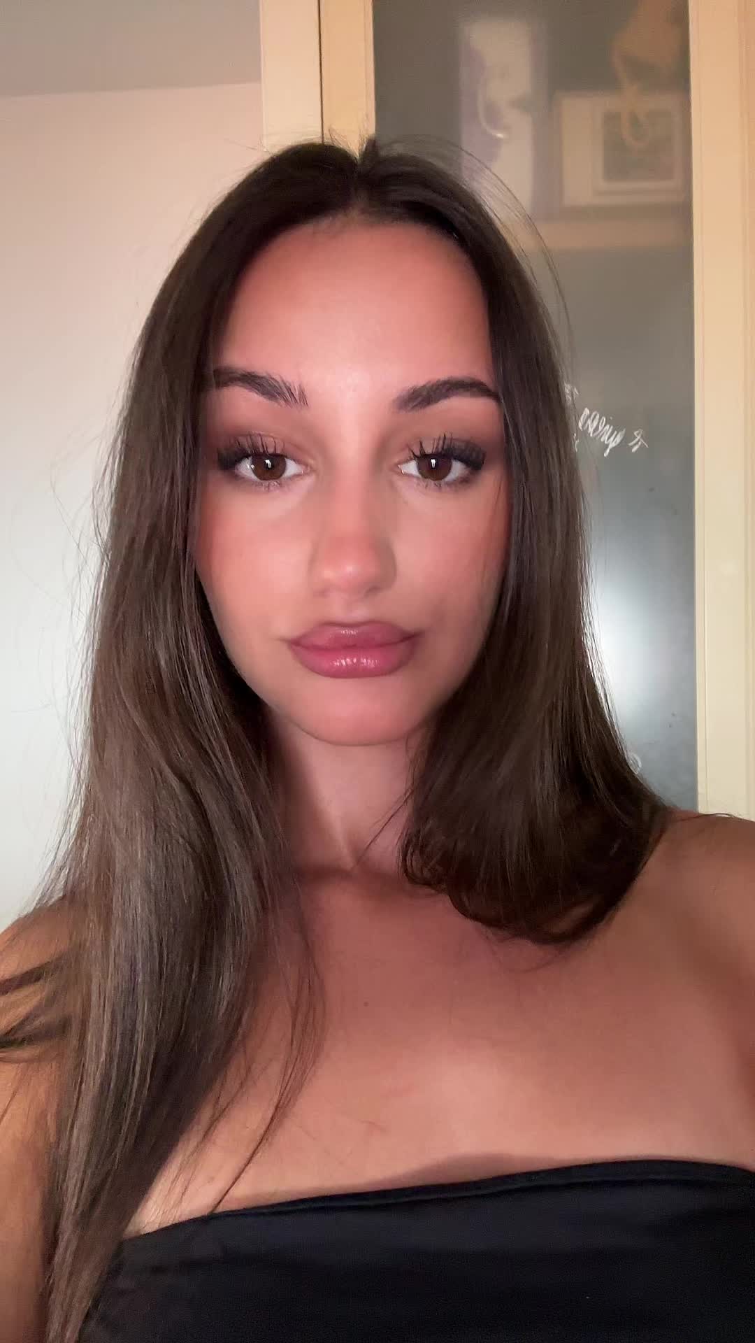 @<3